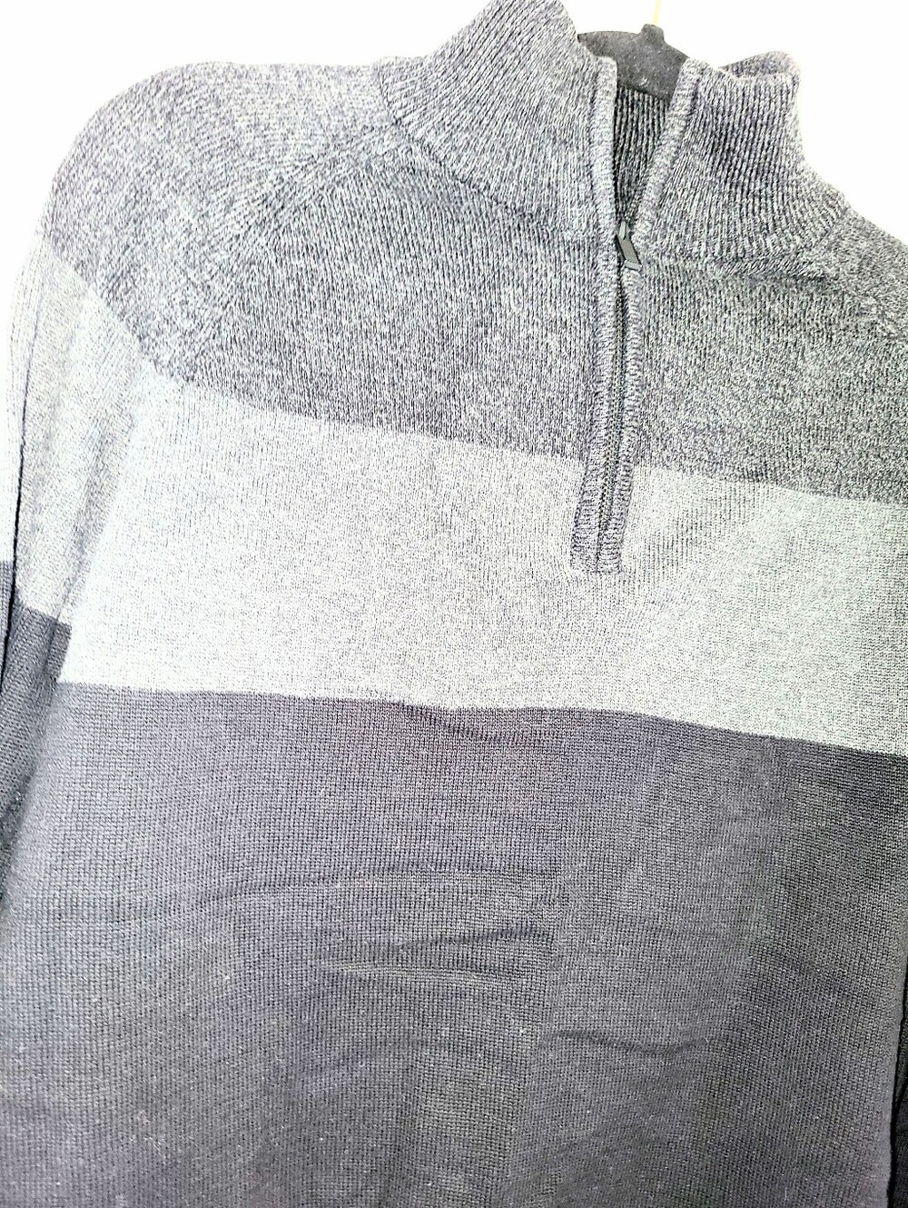 Men's Calvin Klein Colorblock Cotton Pull Over Sweater Medium - Picture 13 of 16
